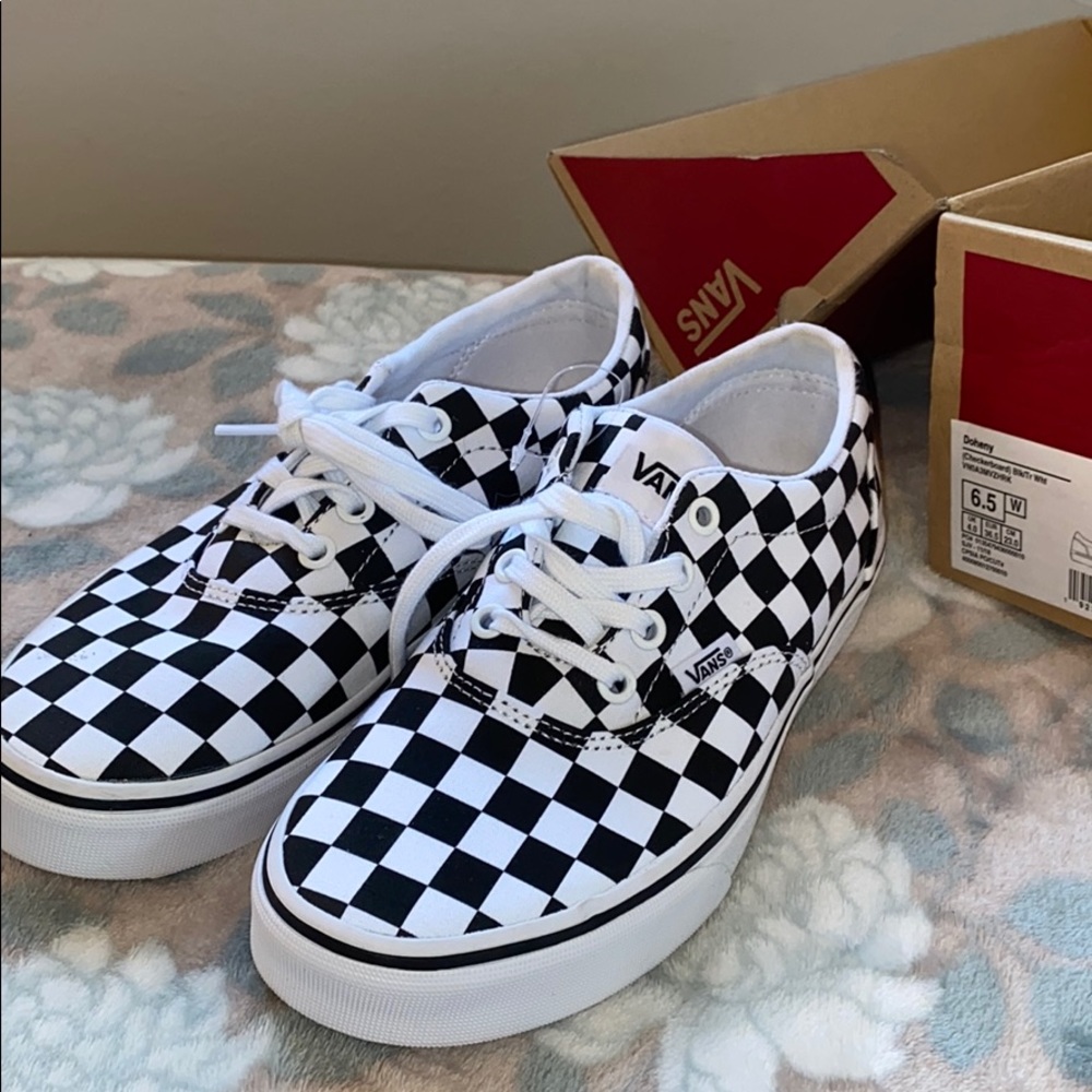 Checkerboard Vans❕
